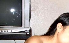 girl stripping webcam